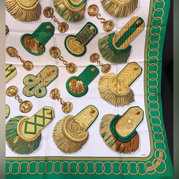 HERMES Carre90 Silk Scarf- 35”x 35”😍💚🔥 - Picture 9 of 17